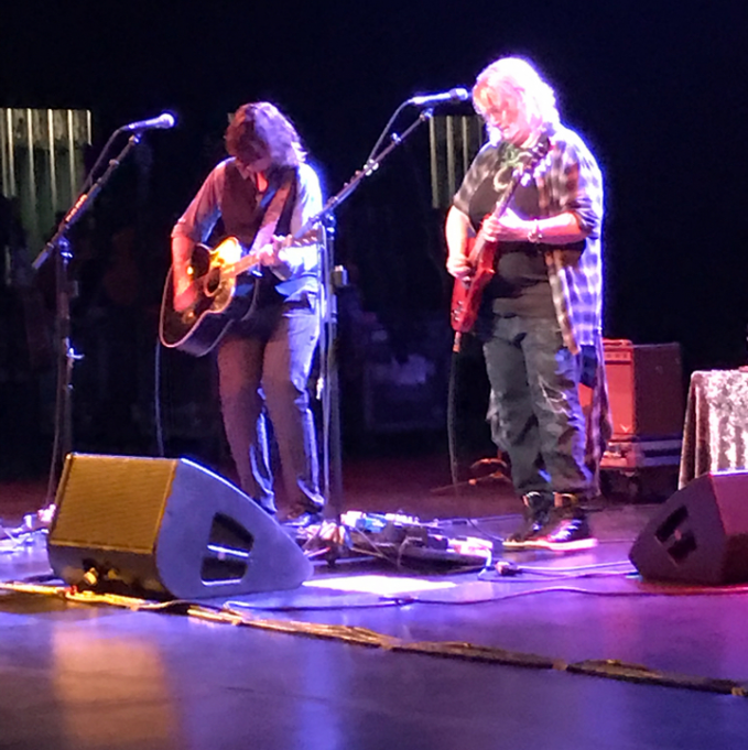 Indigo Girls at Powell Symphony Hall